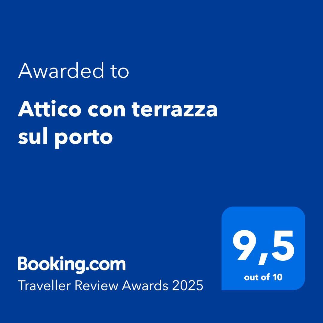 شقة Attico Con Terrazza Sul Porto باليرمو المظهر الخارجي الصورة